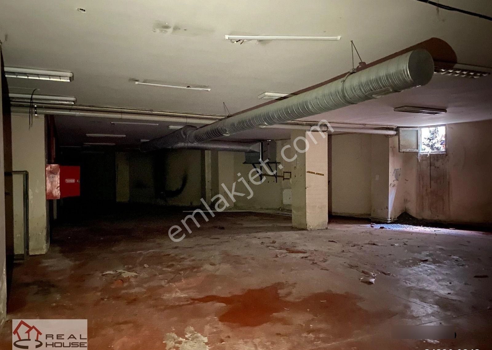 Realhouse Gayrimenkul'den Yıldırım Beyazıt Cad.kiralık 1700m2 - Görsel 10