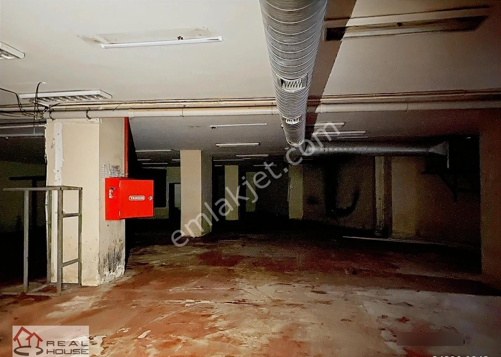 Realhouse Gayrimenkul'den Yıldırım Beyazıt Cad.kiralık 1700m2 - Görsel 14