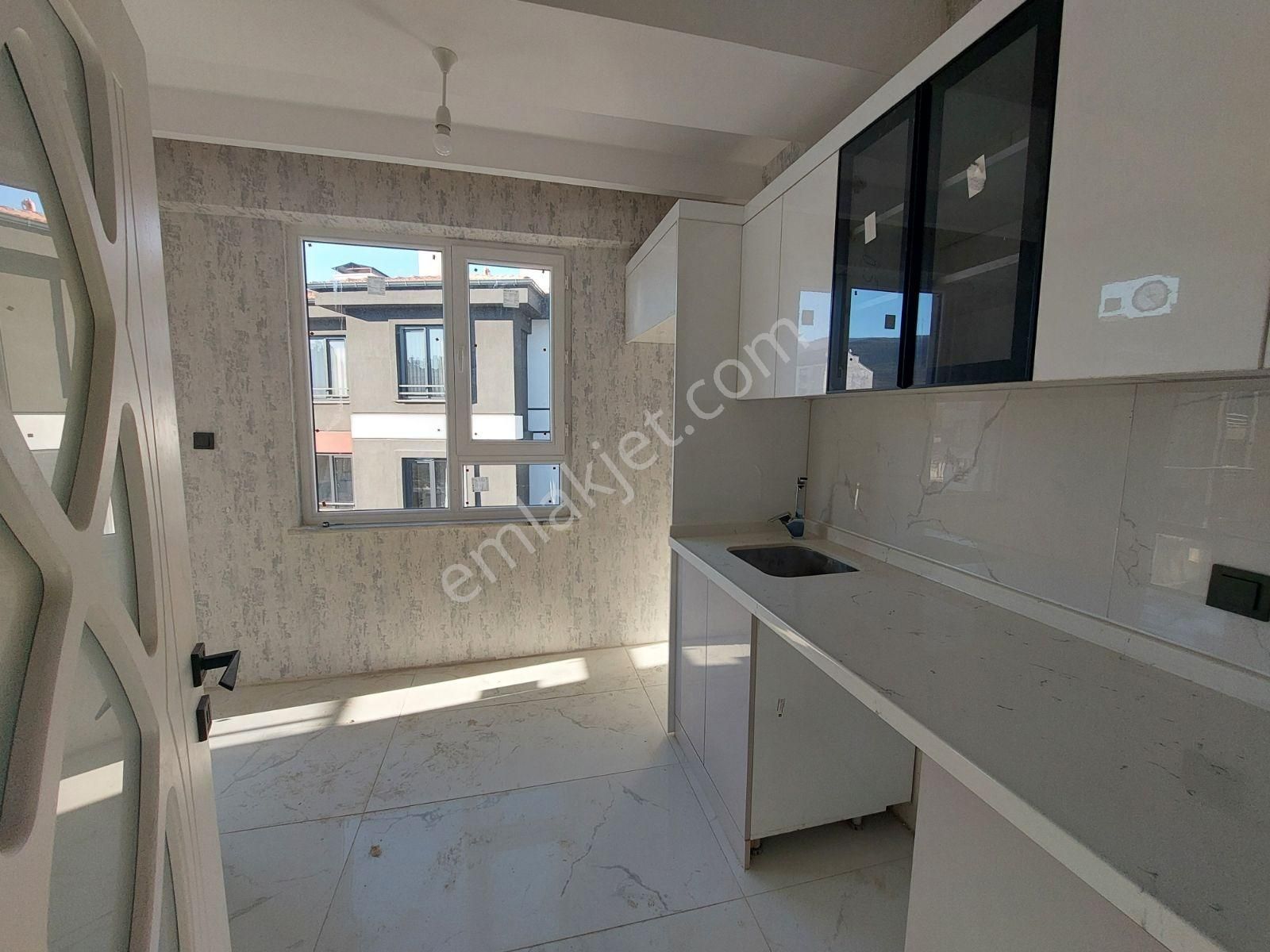 Selahattin Eyyubi Mah.de 2+1 Sıfır Daire