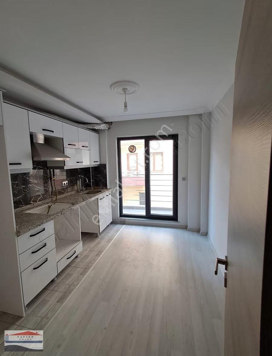 Barbaros'ta Arakat, 3 Wc'li 2 Banyolu Ön Cephe Satılık 3+1 - Görsel 12