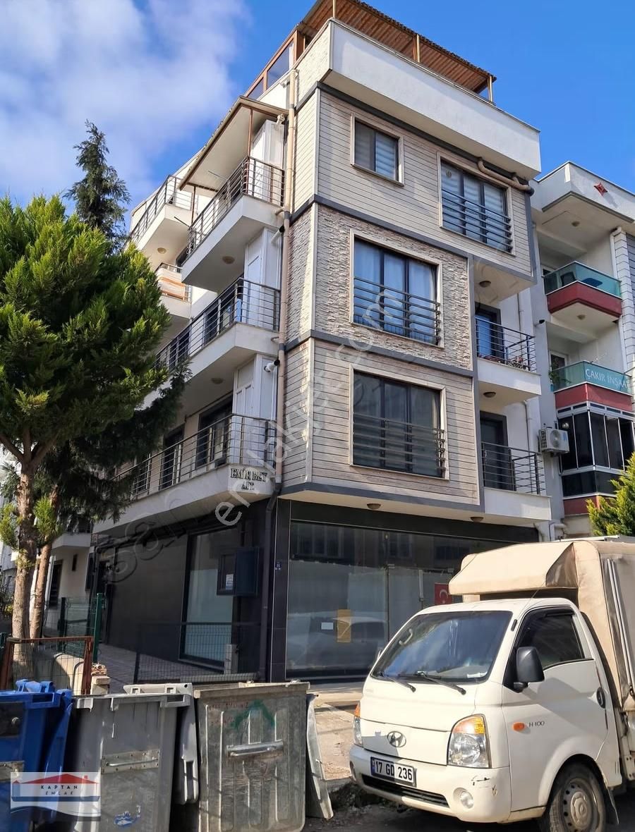 Barbaros'ta Arakat, 3 Wc'li 2 Banyolu Ön Cephe Satılık 3+1 - Görsel 1