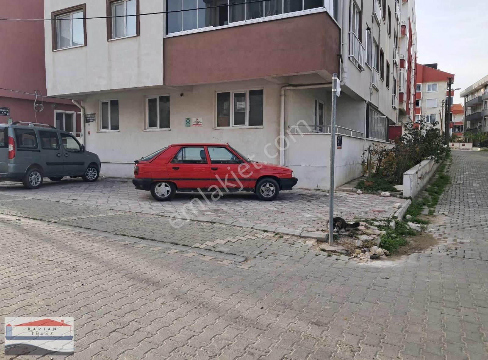 Kepez Cumhuriyet Mah. Ayrı Mutfaklı 2 Balkonlu Satılık 1+1 - Görsel 25