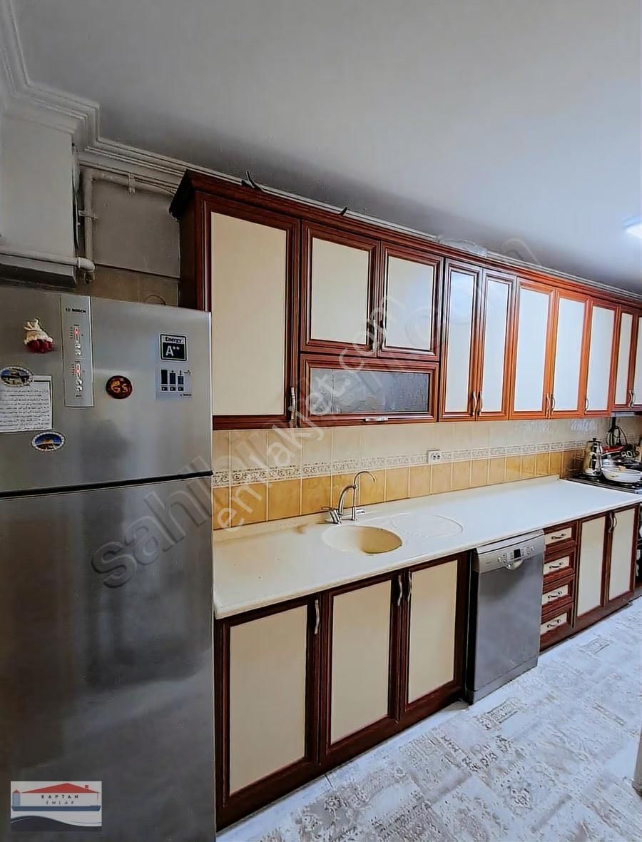 Barbaros'ta İ.bodur Lisesine Yakın Ayrı Mutfak Satılık 3+1 - Görsel 31