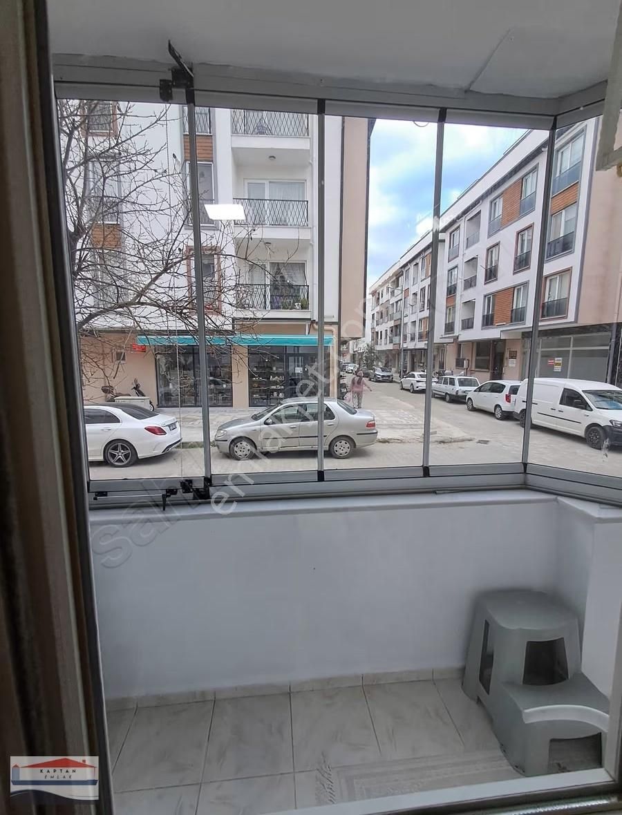 Barbaros'ta İ.bodur Lisesine Yakın Ayrı Mutfak Satılık 3+1 - Görsel 3