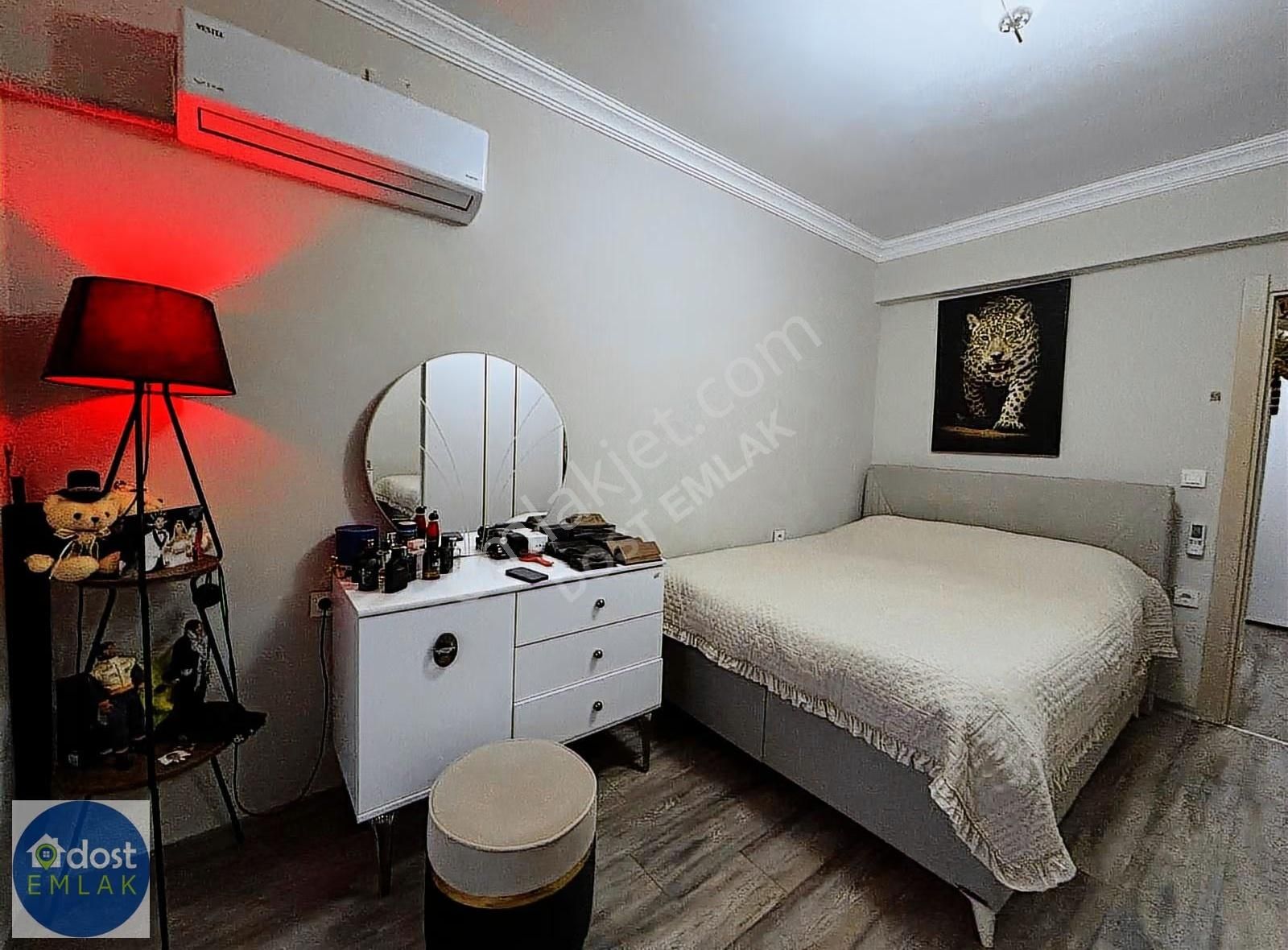 Dost Emlaktan Asansörlü Geniş 1+1 Satılık Daire - Görsel 4