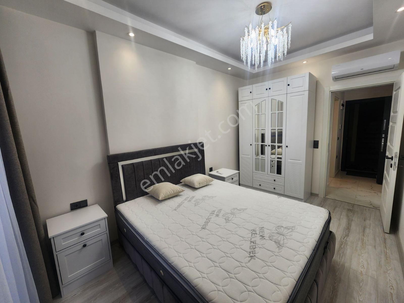 Antalya Aney Mahmutlar Mahallesi'nde Harika Manzaralı 1+1 - Görsel 22