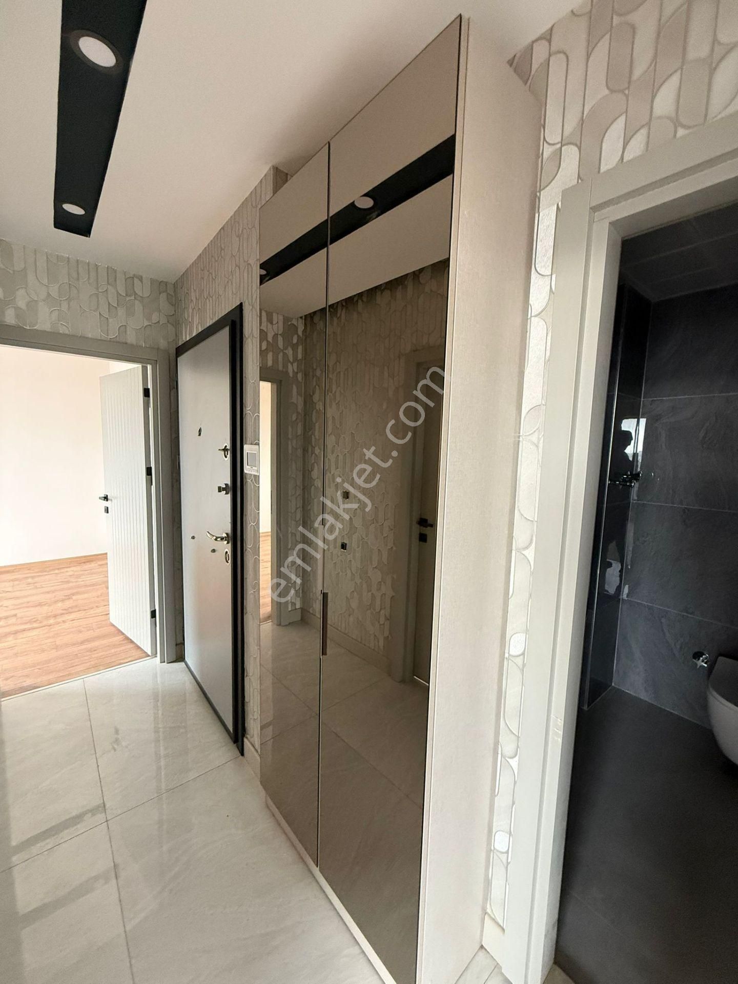 Manzaralı 2+1 Ayrı Mutfaklı Tramwaya Yakın Lüks Daire - Görsel 14