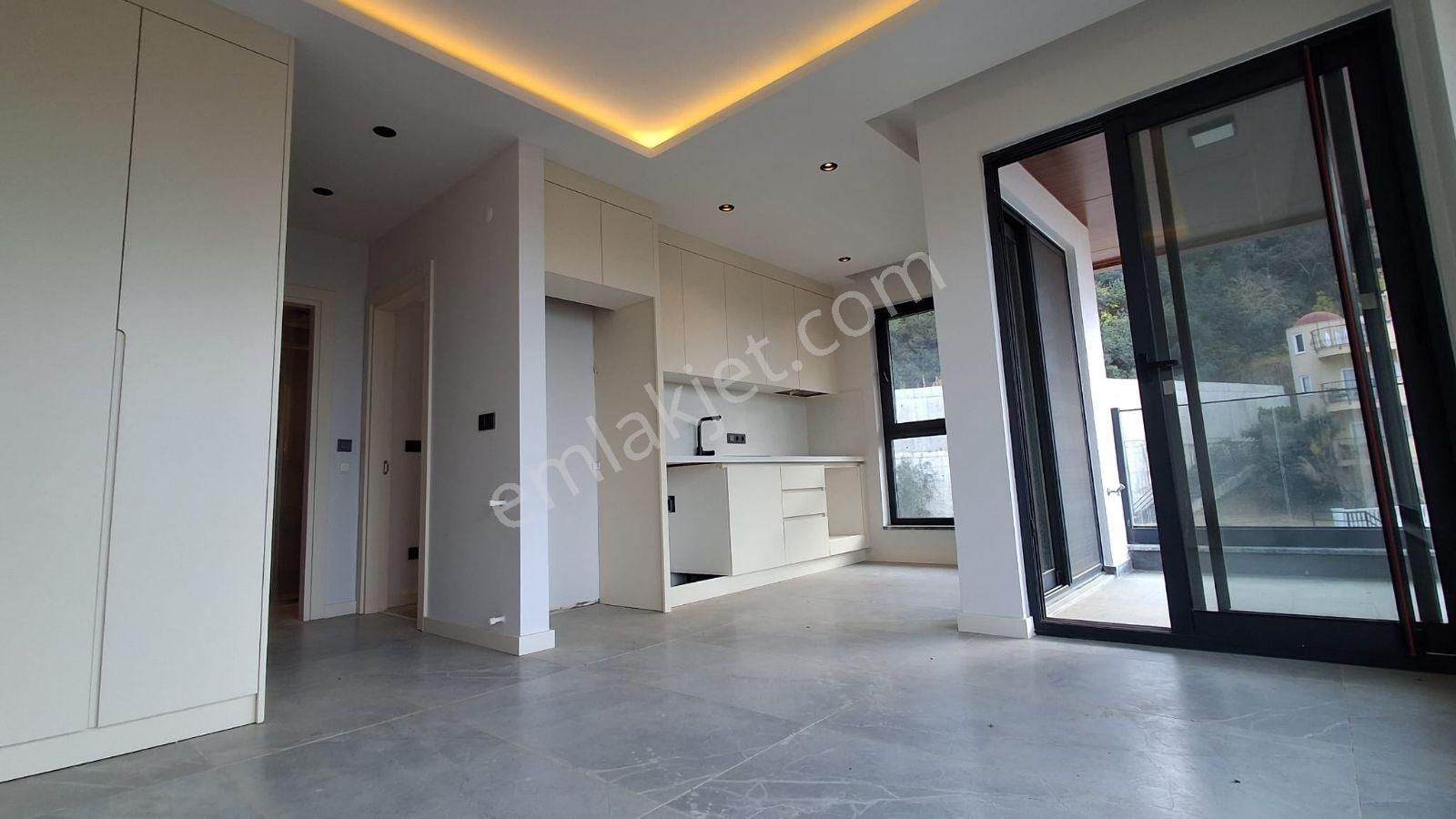 Alanya Mahmutlar Mah- Harika Manzaralı Satılık 1+1 Fırsat Daire - Görsel 6