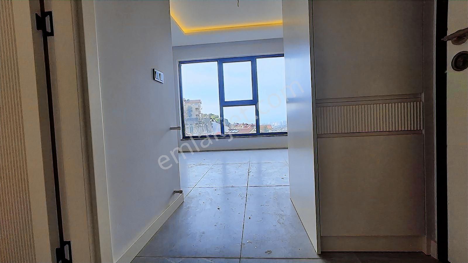 Alanya Mahmutlar Mah- Harika Manzaralı Satılık 1+1 Fırsat Daire - Görsel 2