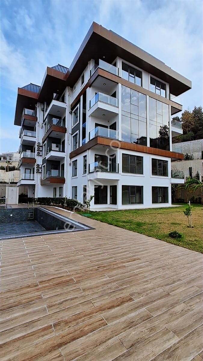 Alanya Mahmutlar Mah- Harika Manzaralı Satılık 1+1 Fırsat Daire - Görsel 19