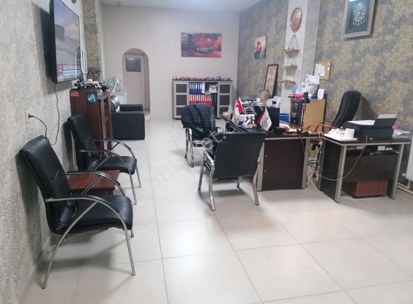 Kiralık 100 M2 Dükkan - Görsel 19