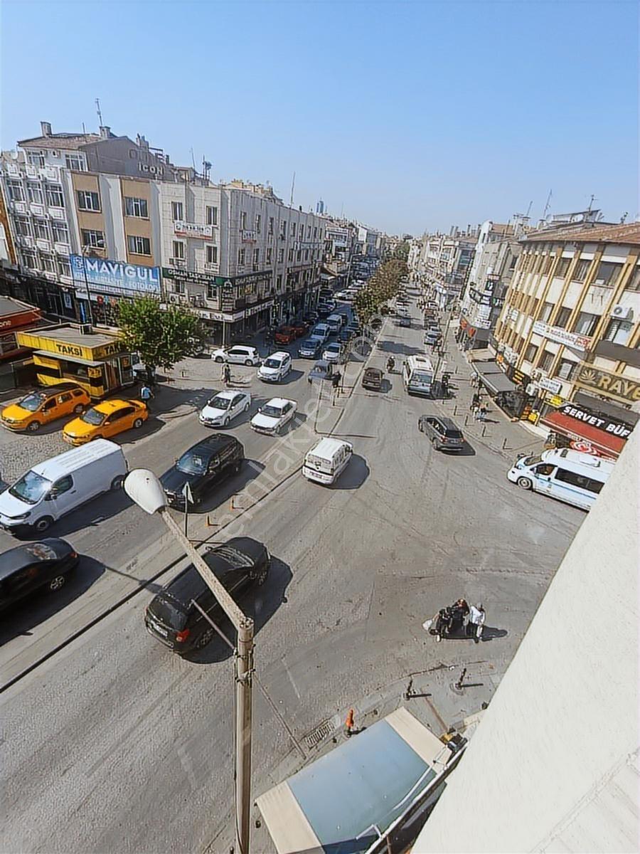 Emek İş Hanında, Çarşı Merkezde, Satılık Ofisler - Görsel 2