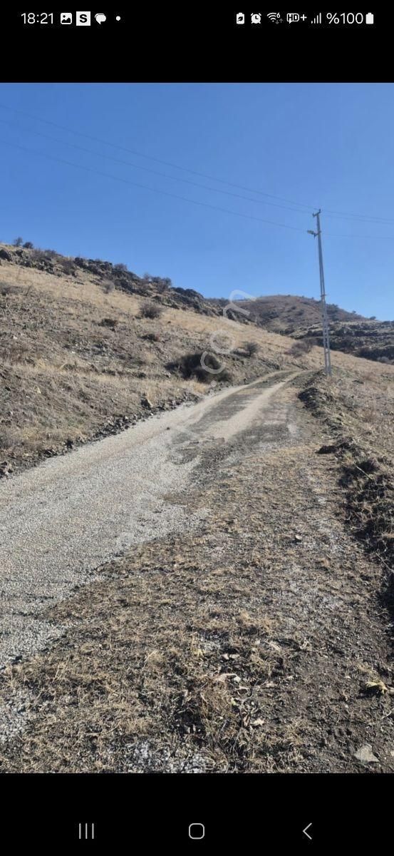 Kırıkkale Yahşihan Irmak Ankara Yoluna Yakın Satılık 715 M2 Arsa