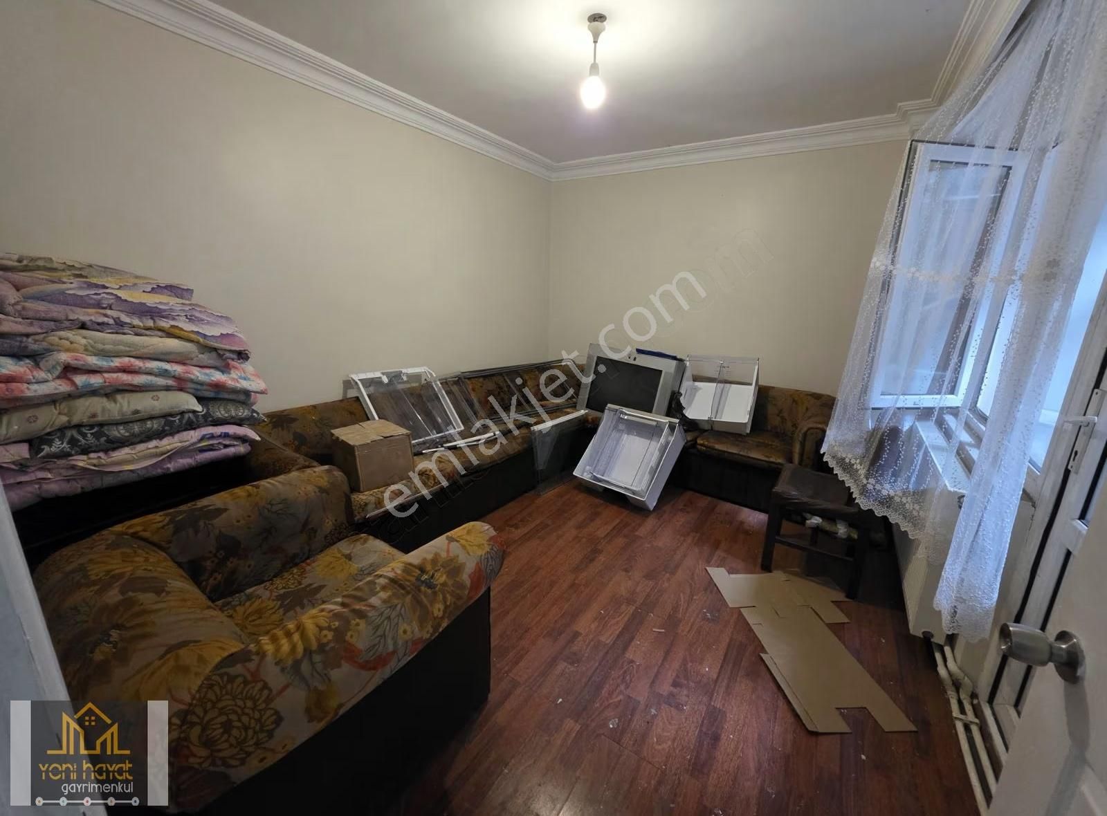 Pazar Mah. De Tranvaya Cok Yakın Ara Kat Fırsat Geniş 2+1 Daire - Görsel 17