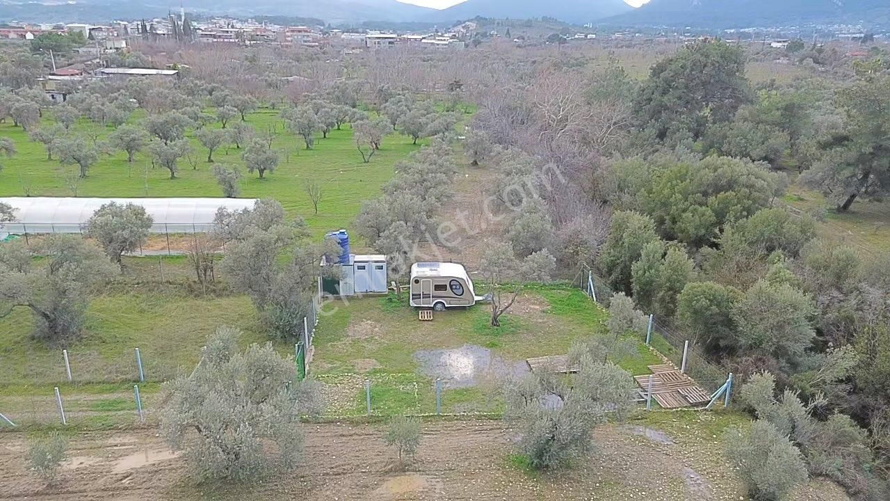 Örnekköy’de Yerleşime Yakın, Yola Cepheli Hobi Bahçesi