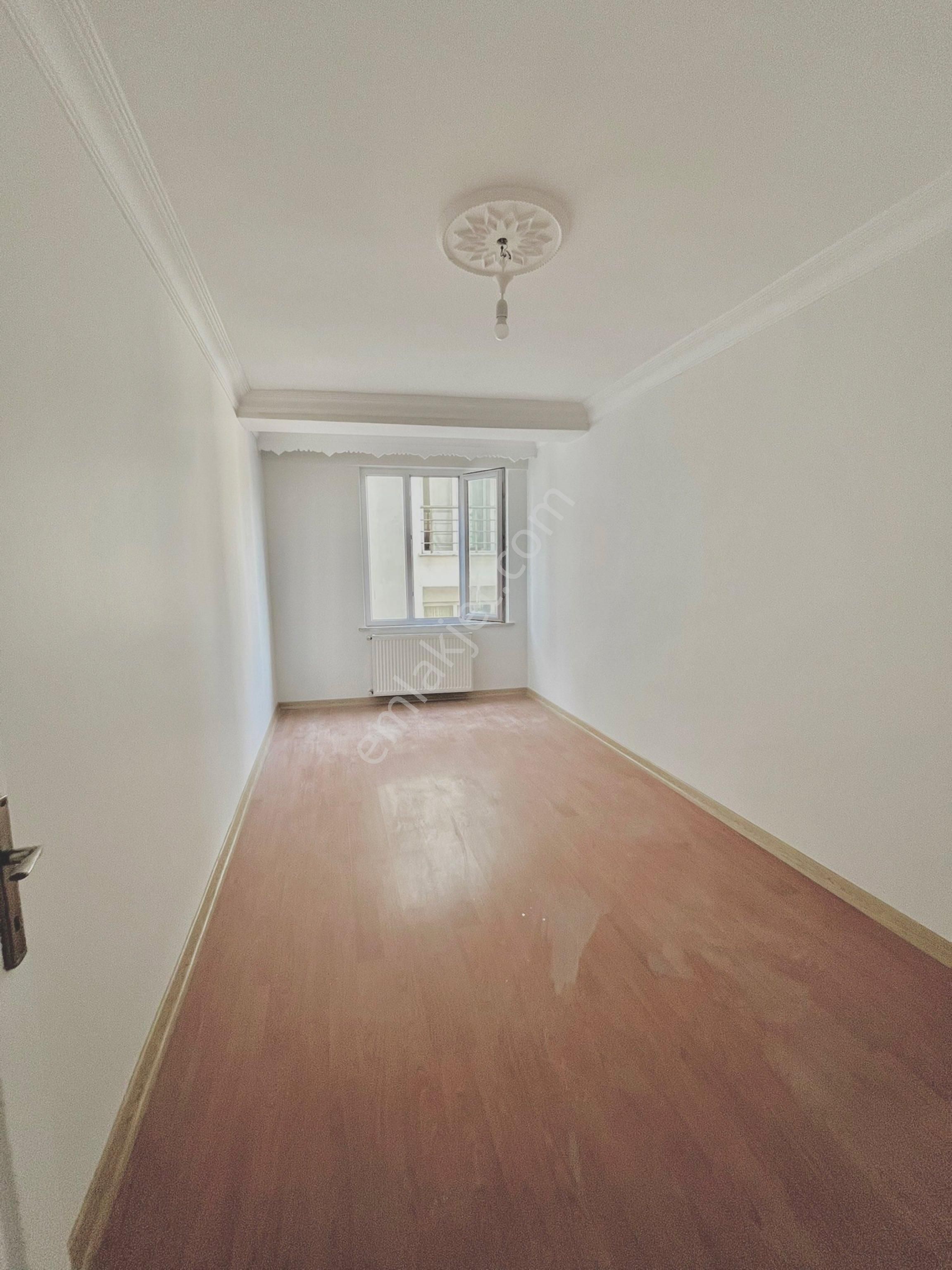 İlk Sahibinden Satılık İskanlı Boş Ara Kat Daire - Görsel 7
