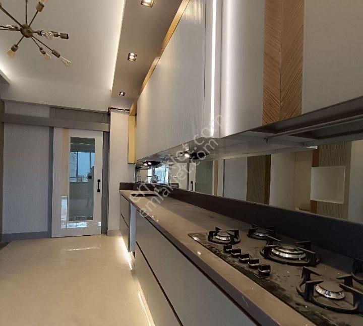 Gaziantep Fıstıklık Muhteşem Genişlik Muhteşem Konsept 3.5+1 Satılık Daire....