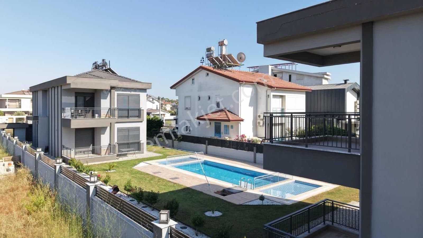 Sorgunda Lüx 3+1 Villa Dairesi Havuzlu Yerden Isıtmalı Akıllı Ev - Görsel 11