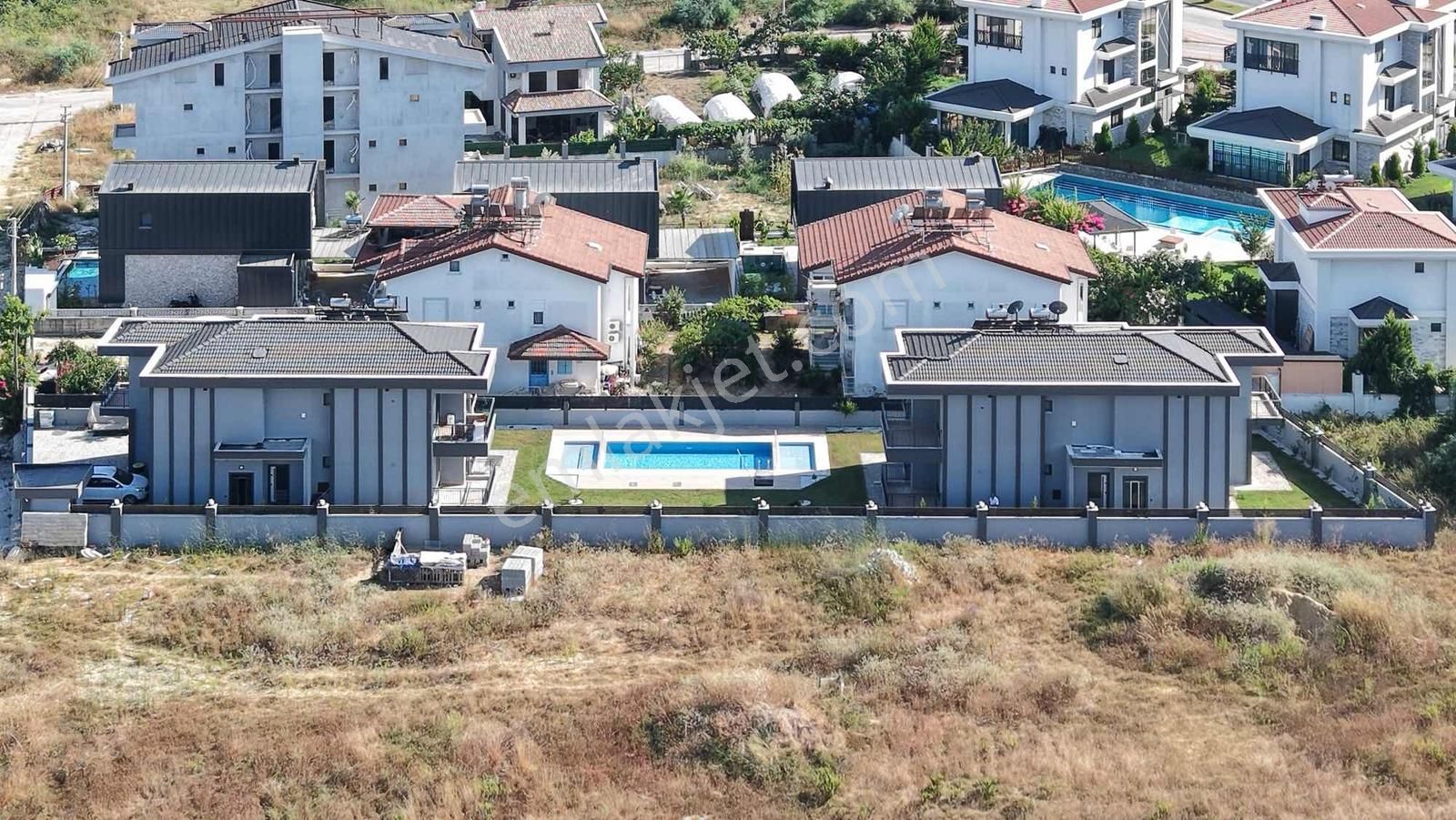 Sorgunda Lüx 3+1 Villa Dairesi Havuzlu Yerden Isıtmalı Akıllı Ev - Görsel 5
