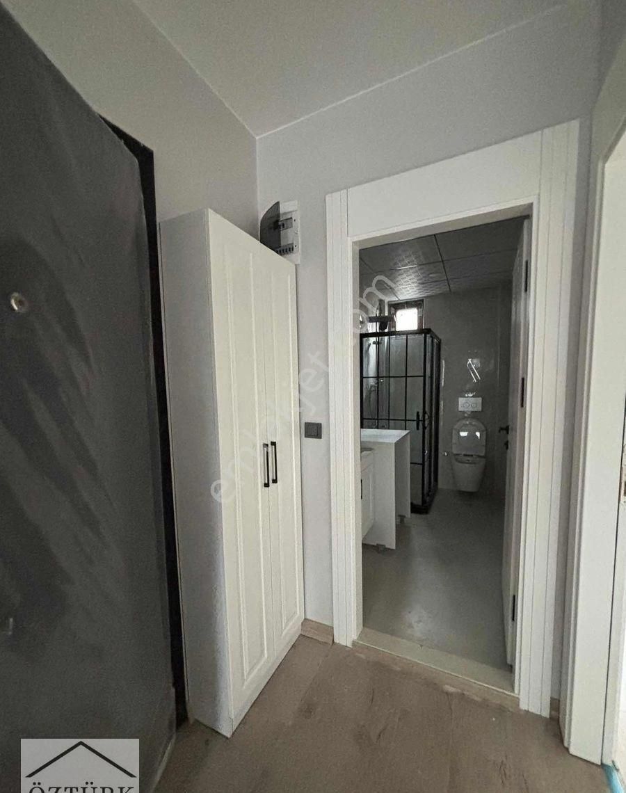 Küçükkolpınarda Alaçam Caddesinin Altında Yatırımlık 1+1 - Görsel 8