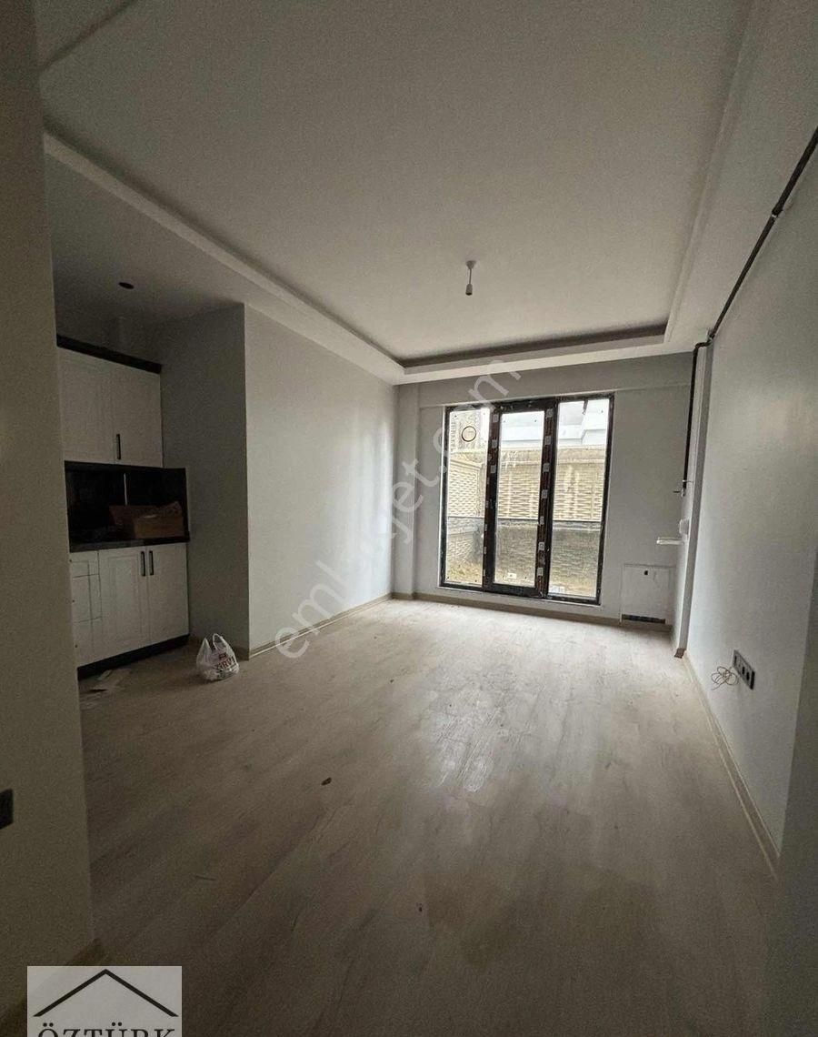 Küçükkolpınarda Alaçam Caddesinin Altında Yatırımlık 1+1 - Görsel 4