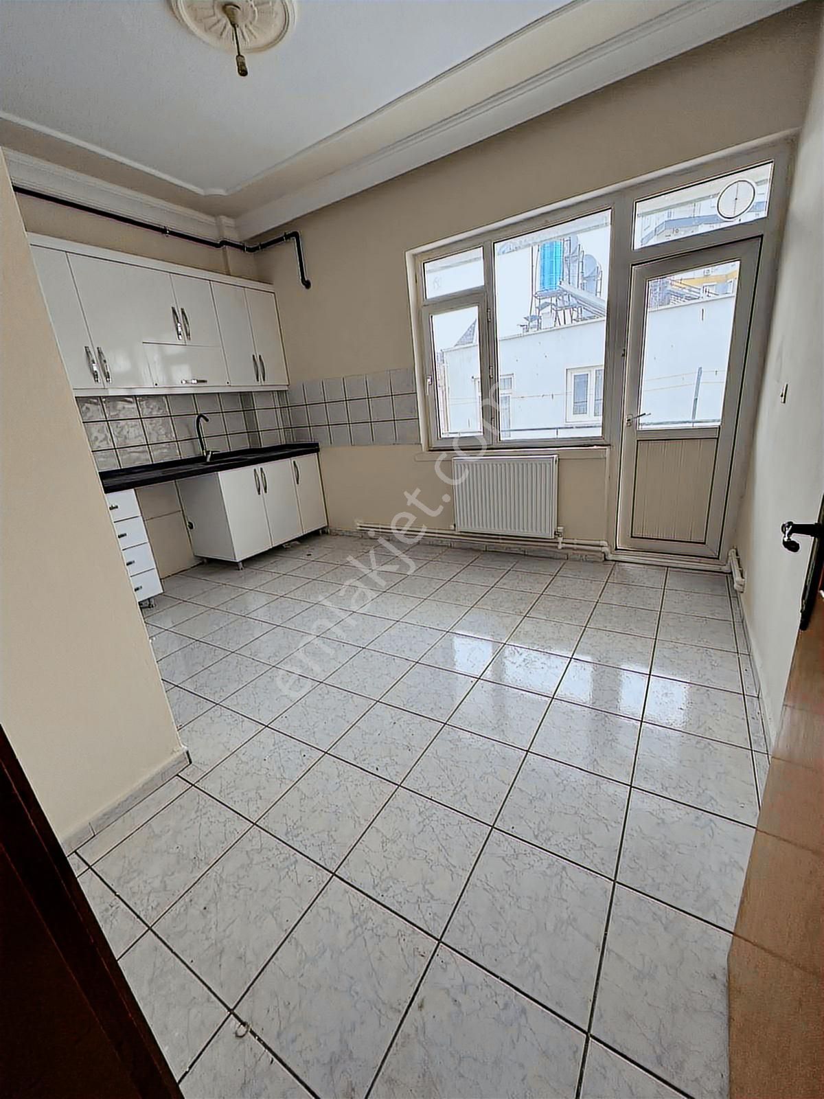 Antalya Meydankavağı Mah. Doğalgazlı 3+1 Kiralık Daire - Görsel 12