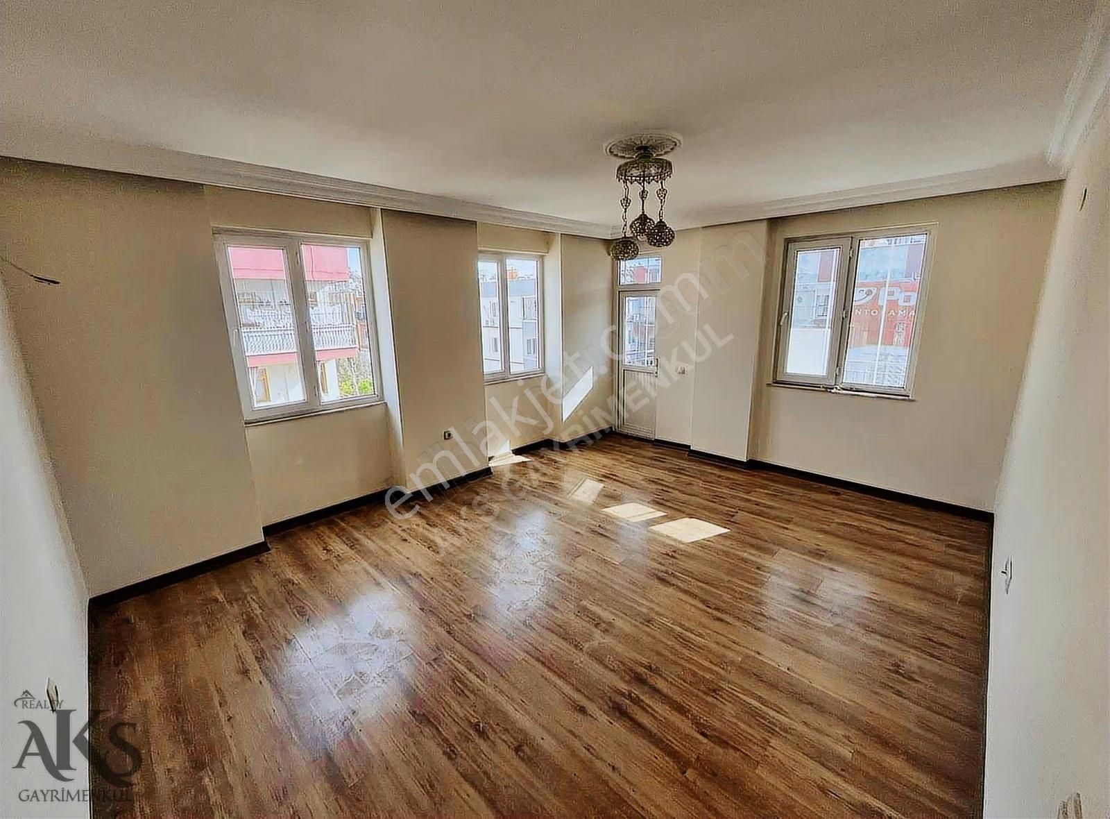 Konuksever Mh'de Kızırmak Caddesi Yakını 2+1 110m2 3.kat Kiralık - Görsel 14