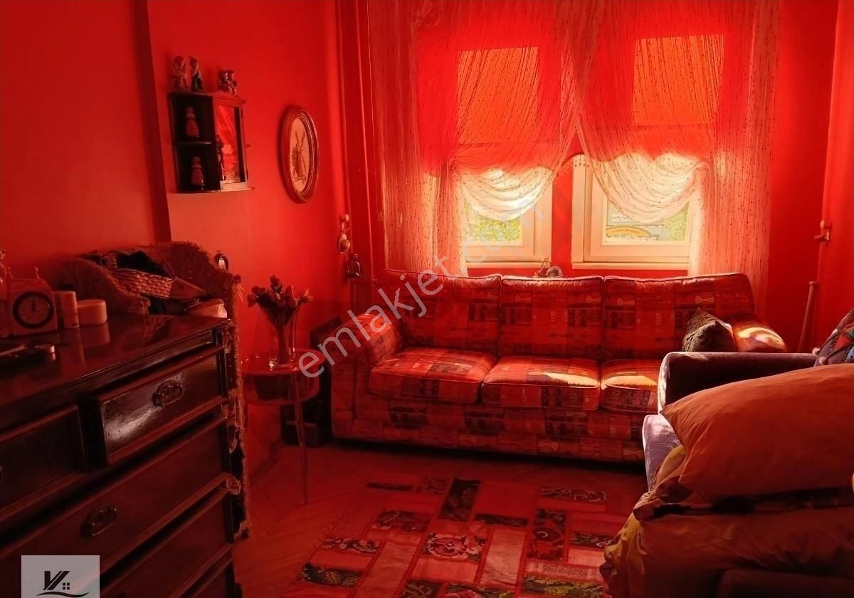 Cumhuriyet Mah.de Emek Sitesinde 3+1 160 M2 2.kat Daire - Görsel 13