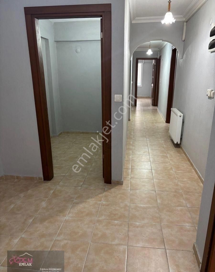 Bergama-kiralık 3+1 Daire - Görsel 22