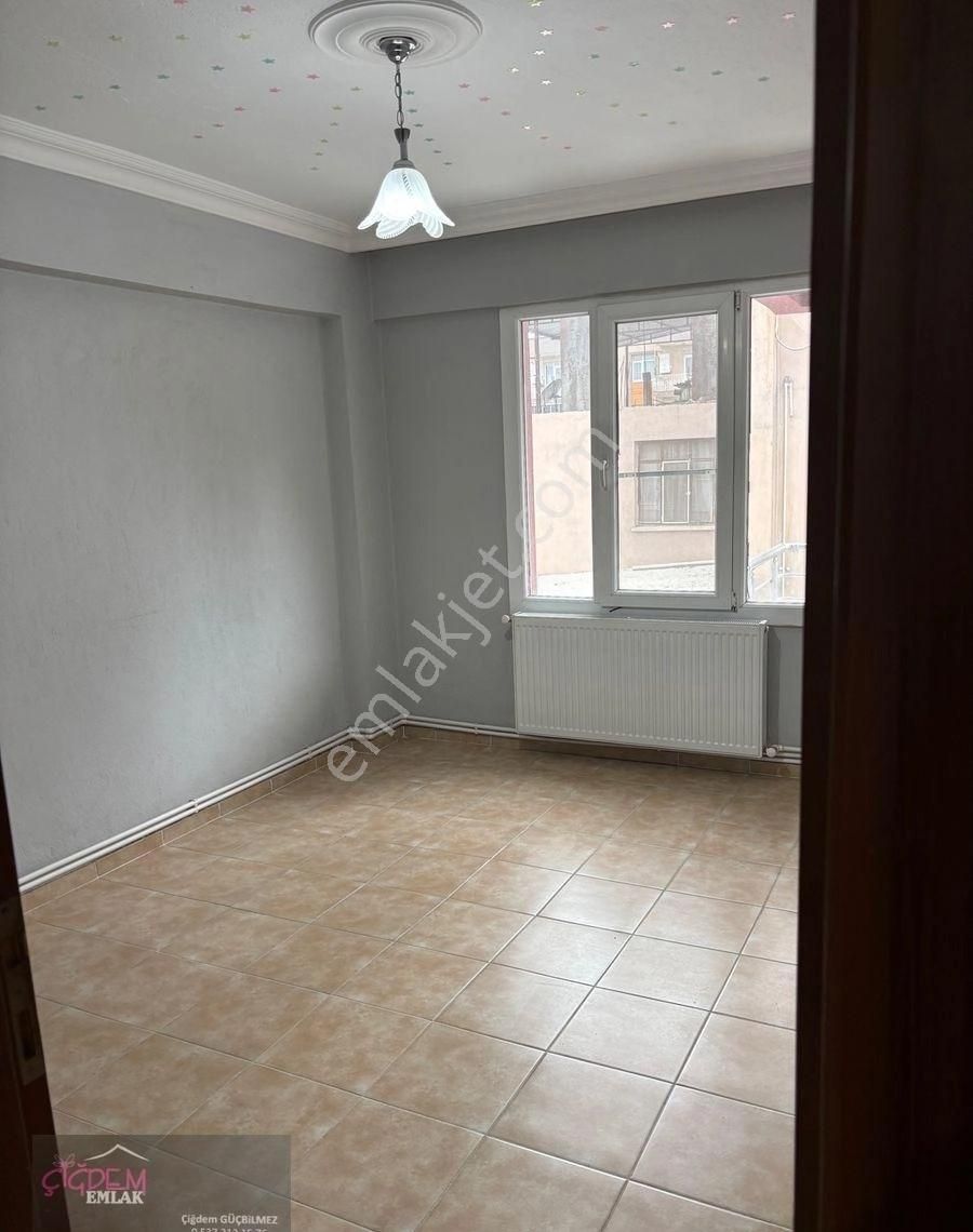 Bergama-kiralık 3+1 Daire - Görsel 11