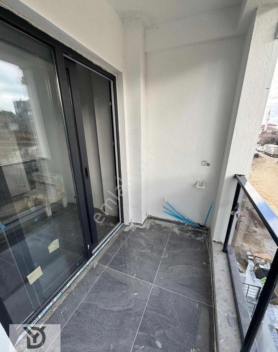 Apart Fiyatına Şemiklerde Sıfır 2+1 Daire - Görsel 6