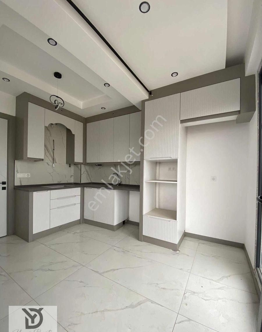 Sümer Mahallesinde Önü Açık Şehir Manzaralı 2+1