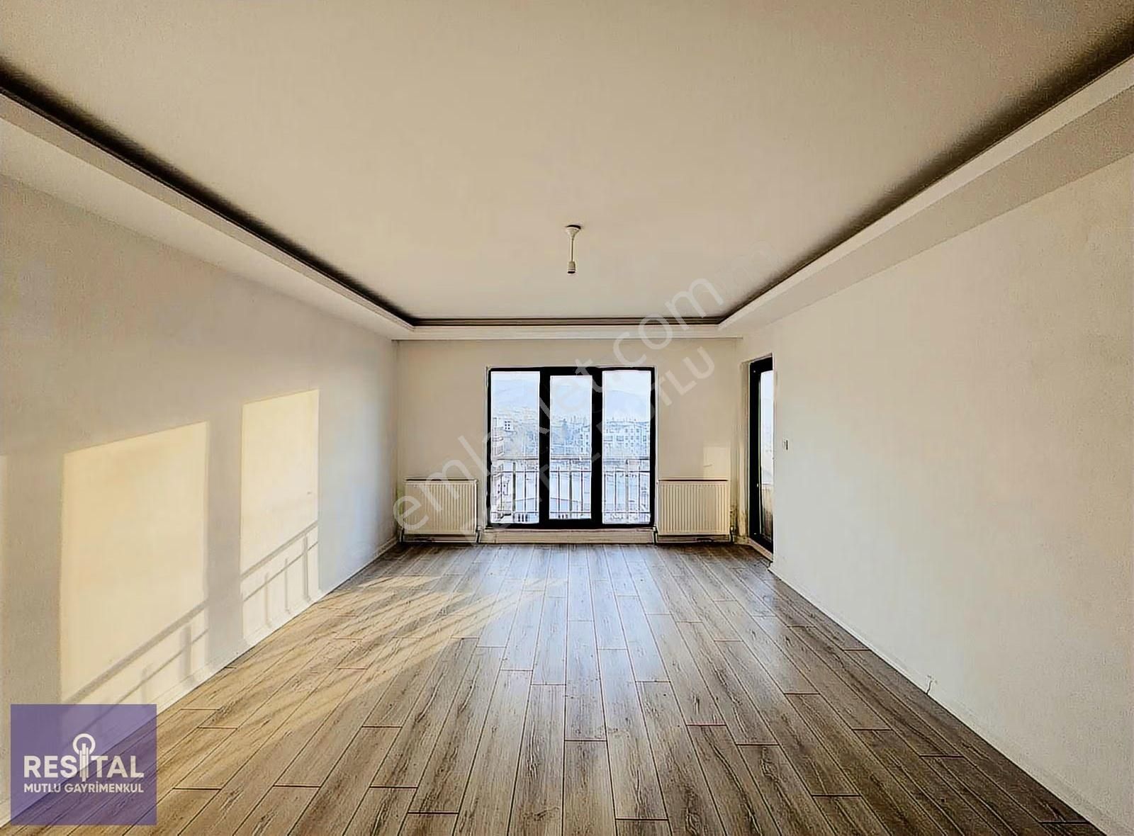 Rs Mutlu Akçalar Da Göl Manzaralı Fırsat 5+2 280 M2 Dubleks - Görsel 11