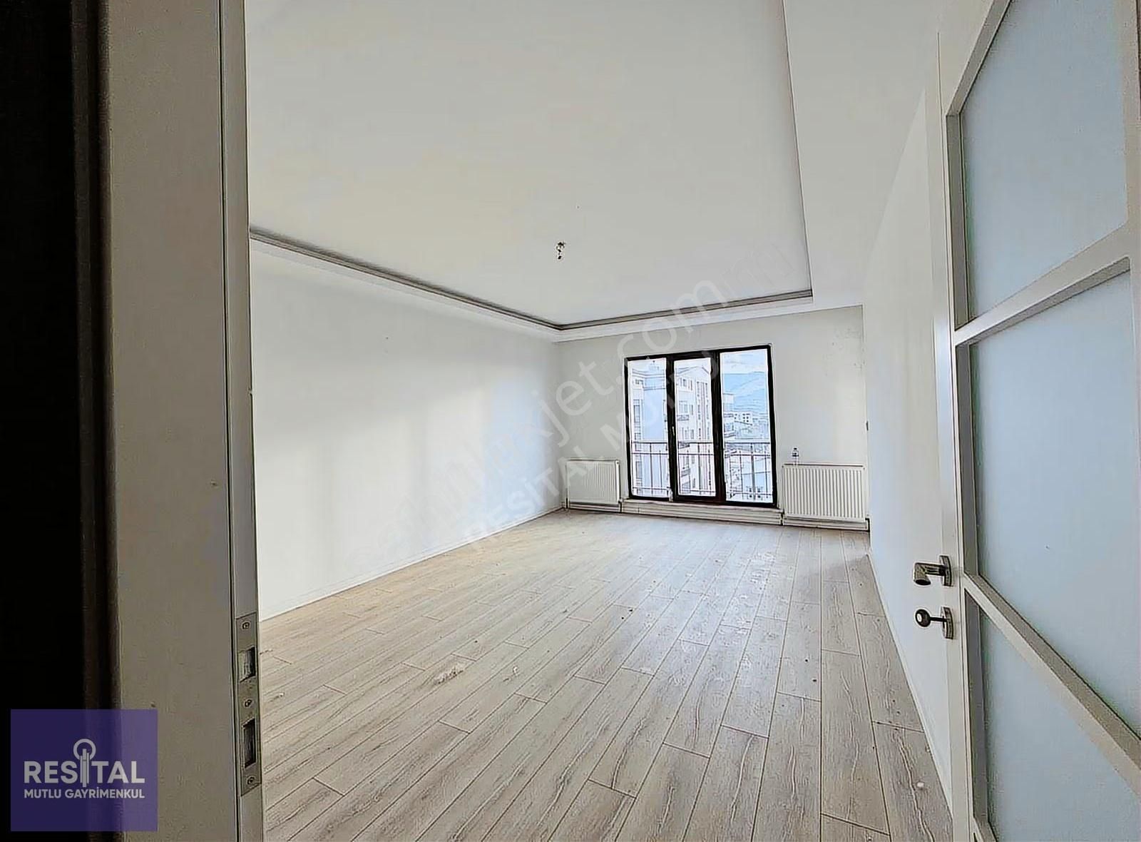 Rs Mutlu Akçalar Da Göl Manzaralı Fırsat 5+2 280 M2 Dubleks - Görsel 12