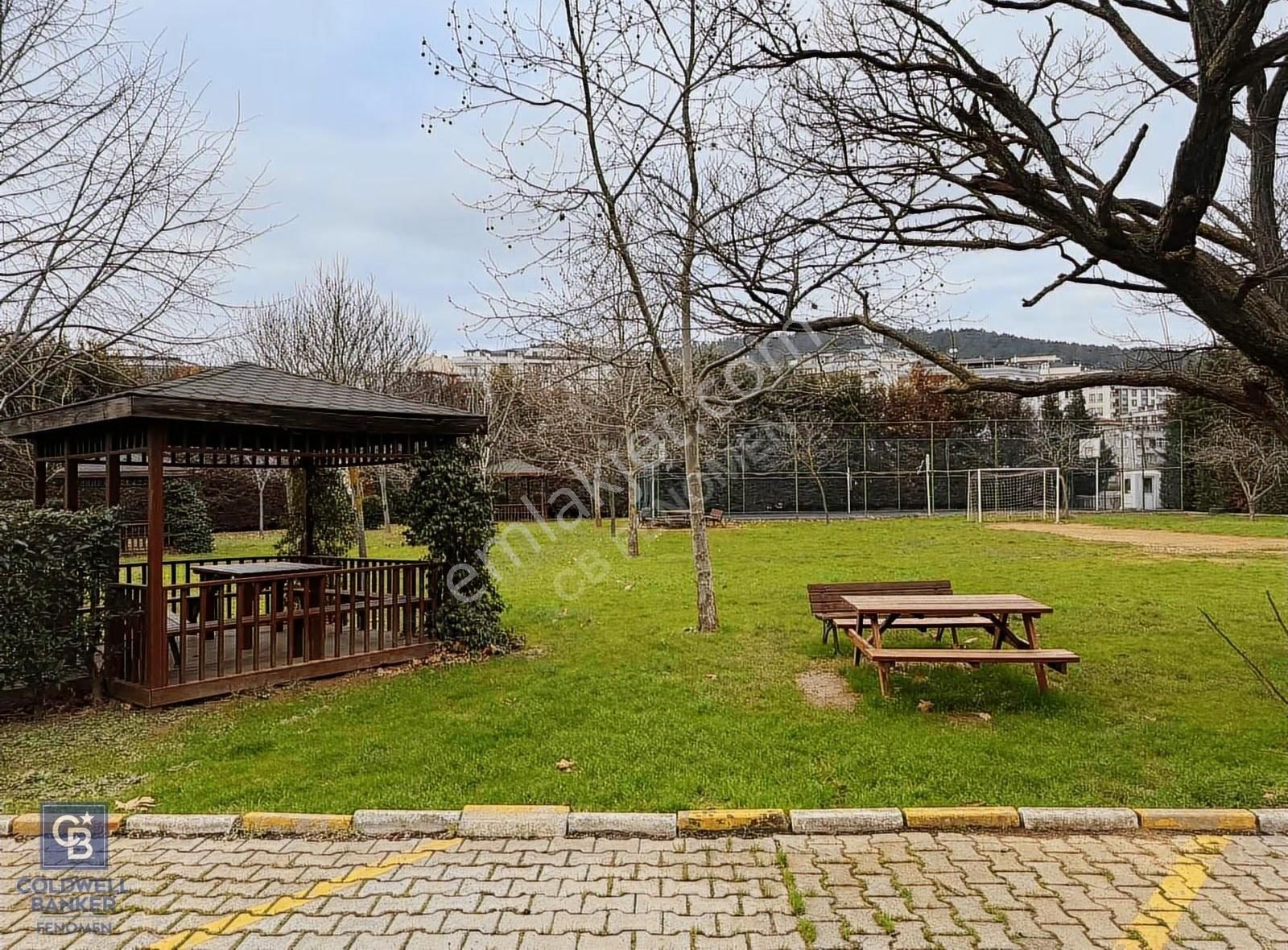Çekmeköy Merkez Mah. Armoni Sitesi'nde 4+1 Satılık Daire 196 M2 - Görsel 5
