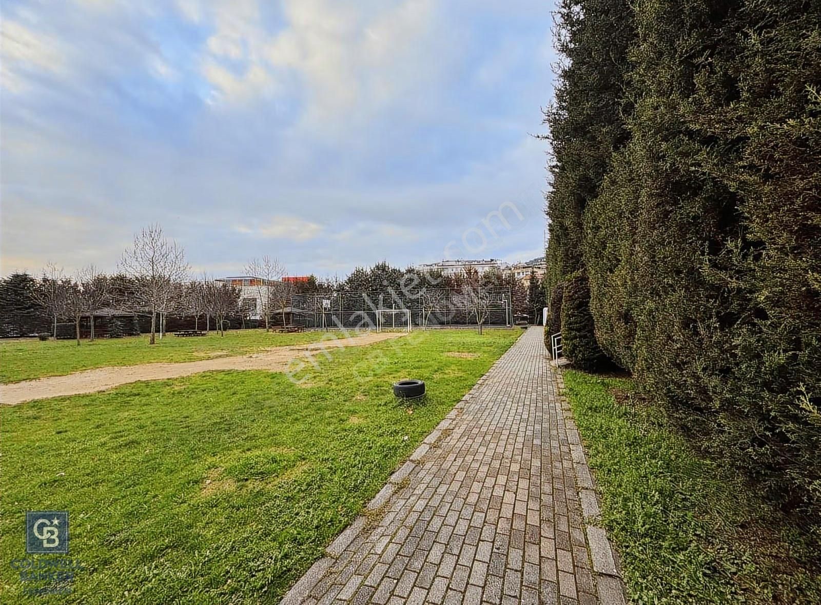 Çekmeköy Merkez Mah. Armoni Sitesi'nde 4+1 Satılık Daire 196 M2 - Görsel 17