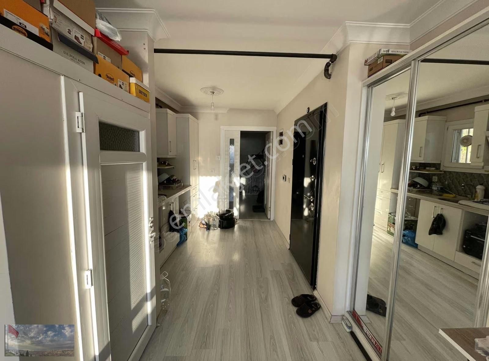 Deniz Manzaralı Bayraklı İzban'a Yakın Kiralık Eşyasız - Görsel 5