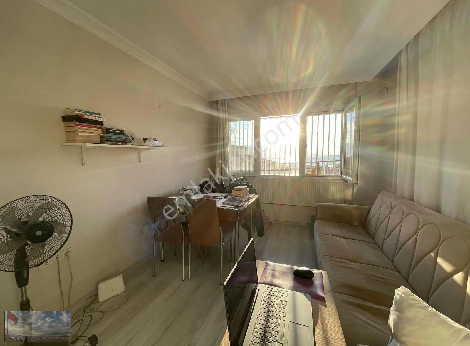 Deniz Manzaralı Bayraklı İzban'a Yakın Kiralık Eşyasız - Görsel 17