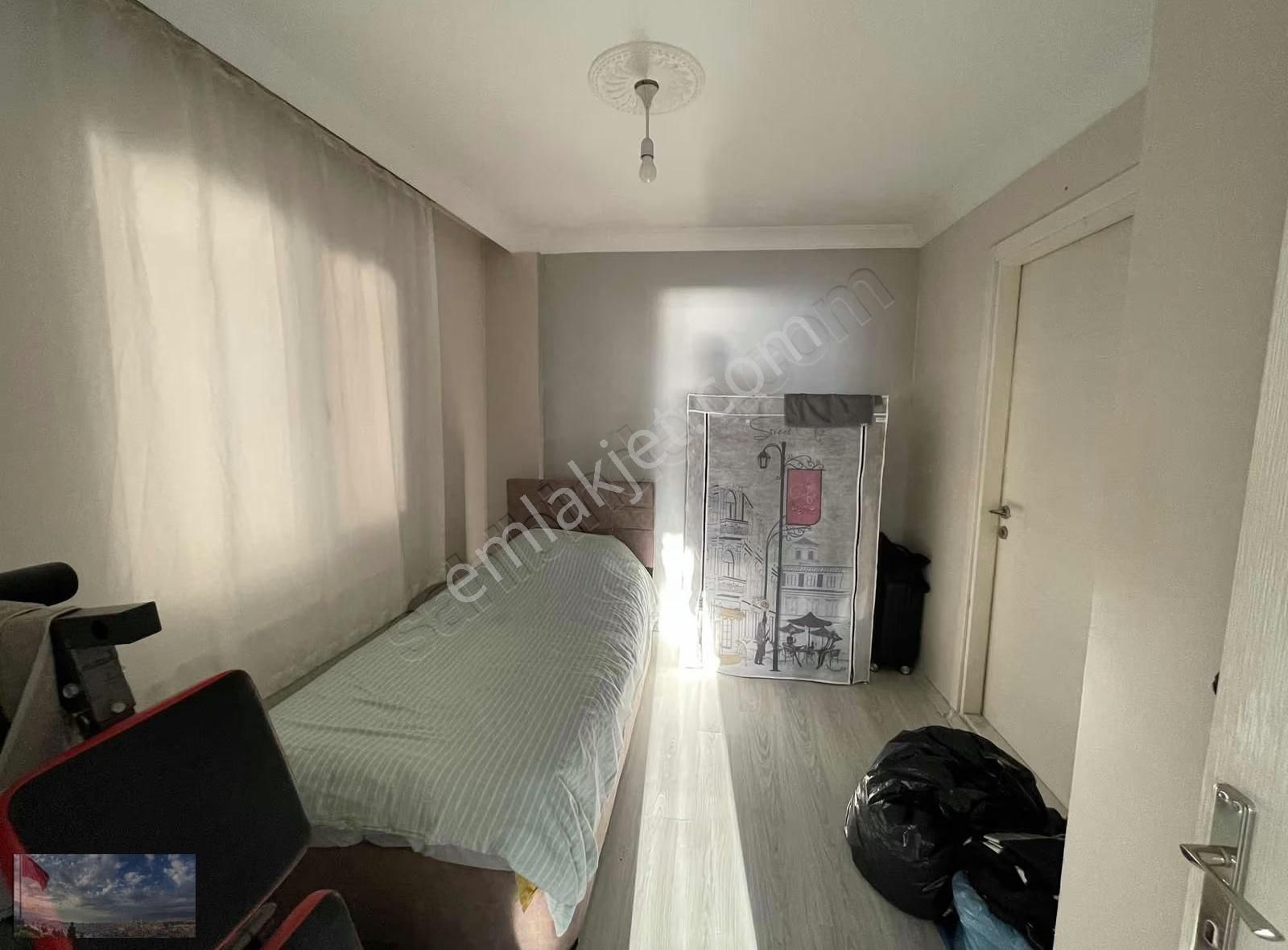 Deniz Manzaralı Bayraklı İzban'a Yakın Kiralık Eşyasız - Görsel 9