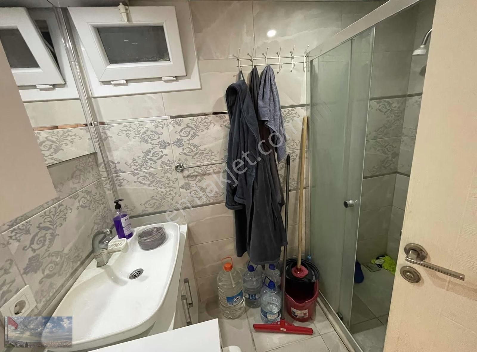 Deniz Manzaralı Bayraklı İzban'a Yakın Kiralık Eşyasız - Görsel 6