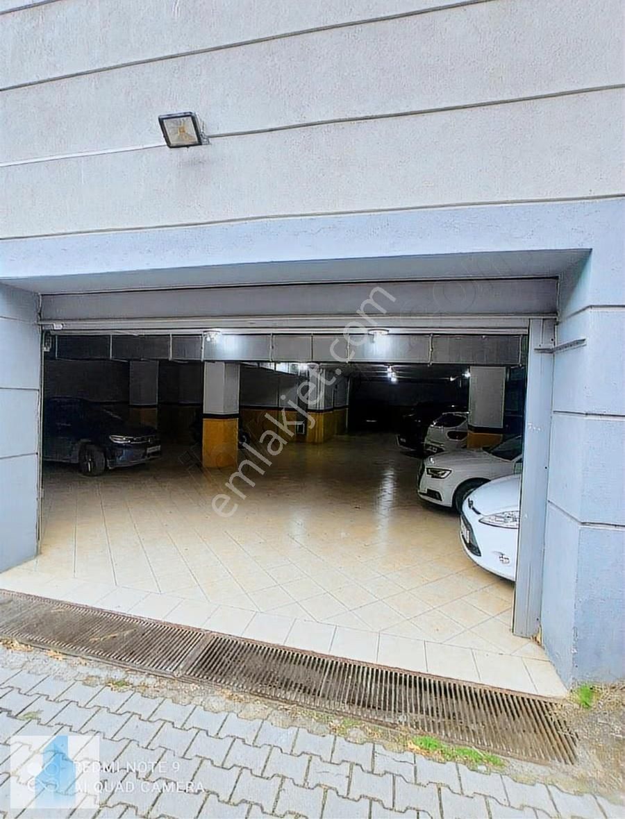 Bağcılar Barbaros'ta Site İçinde Satılık 3+1 Daire,k.otoparklı - Görsel 11