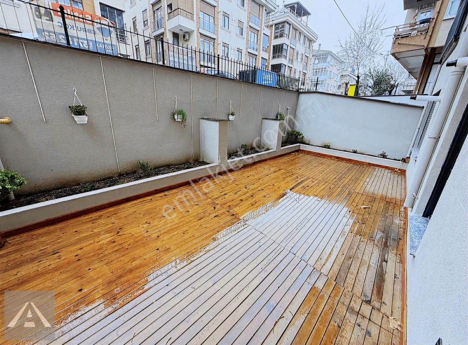 İdealtepe Rıfkı Tongsirde Bahçe Kullanımlı Yeni Binada Boş 2+1