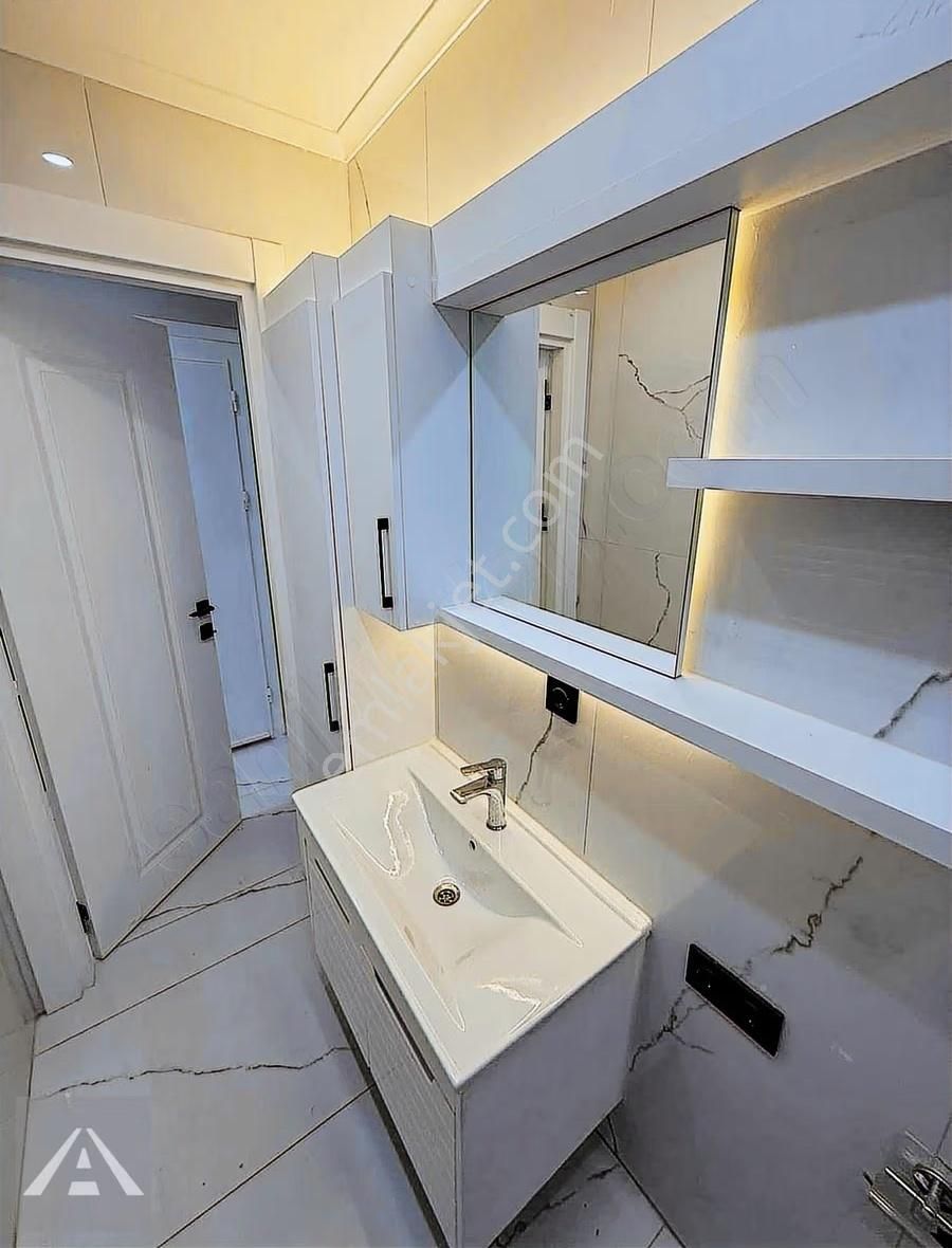 İdealtepe Rıfkı Tongsirde Bahçe Kullanımlı Yeni Binada Boş 2+1 - Görsel 31