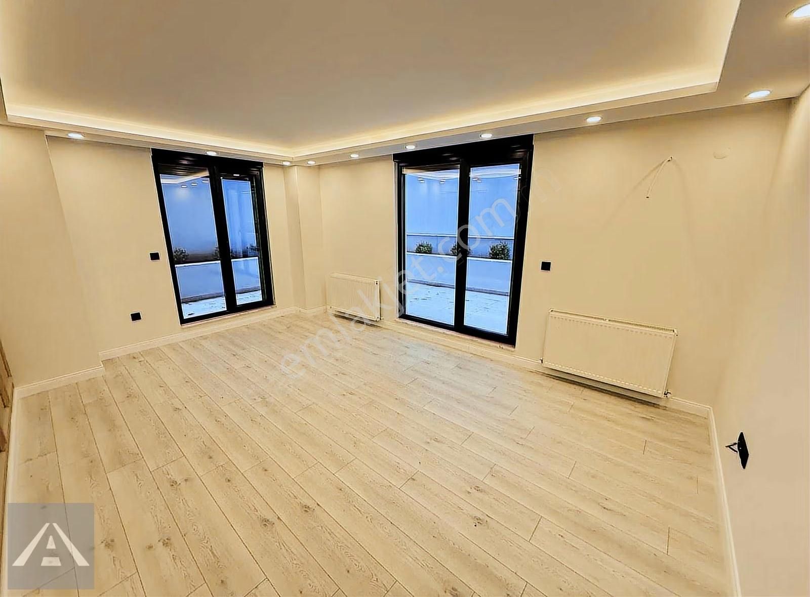 İdealtepe Büyüktur'da Marmaraya Çok Yakın 1 Yıllık Geniş 3+1 - Görsel 4