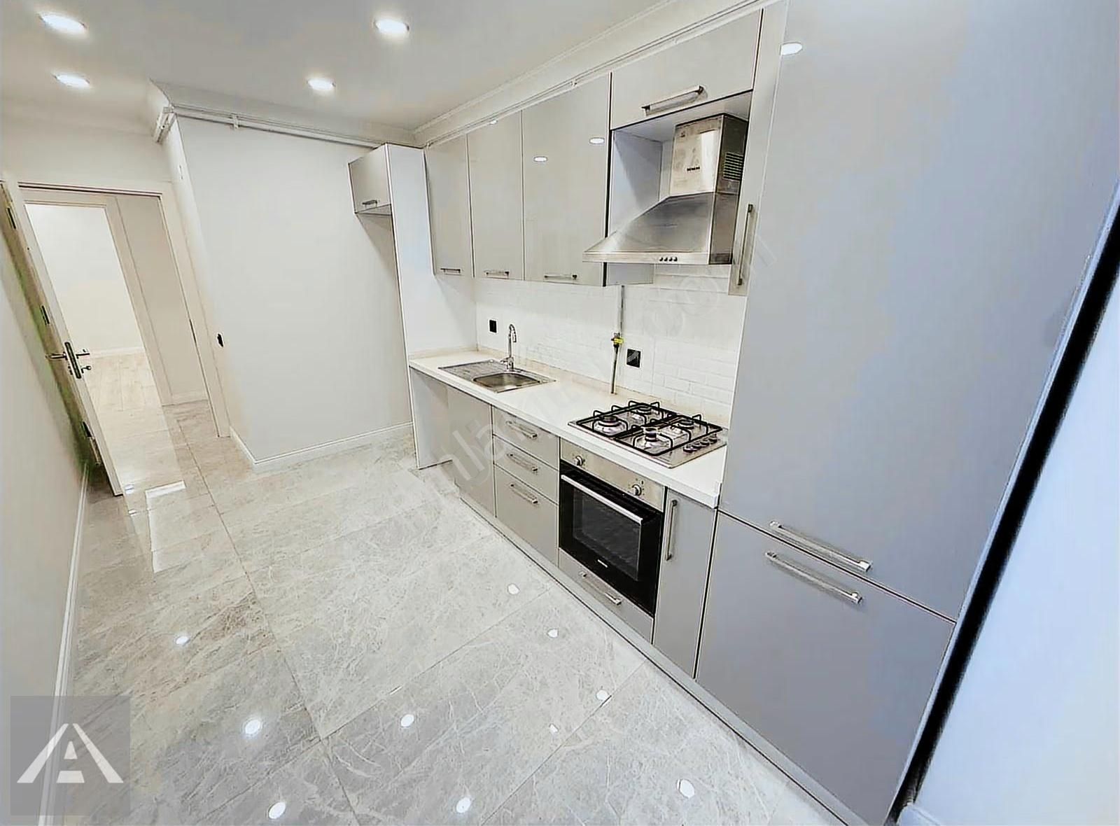 İdealtepe Büyüktur'da Marmaraya Çok Yakın 1 Yıllık Geniş 3+1 - Görsel 20