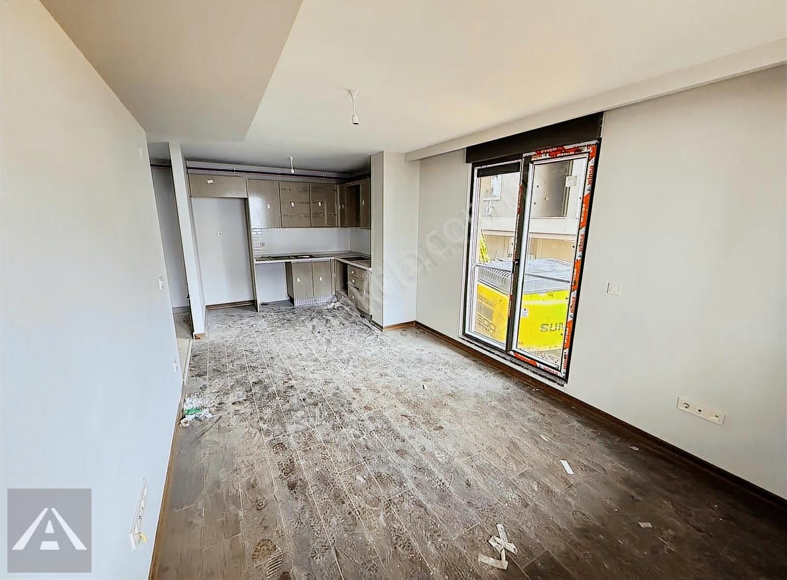 Çınarda Ulaşıma Yakın Sıfır Binada Yatırıma Ve Oturuma Uygun 1+1 - Görsel 23