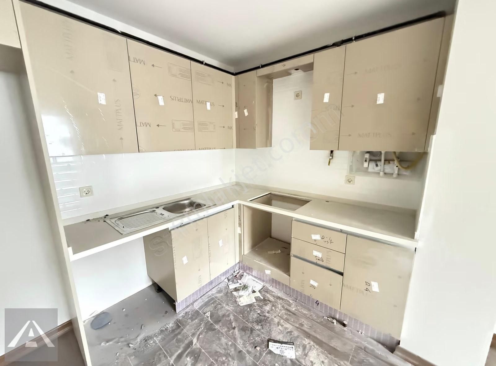 Çınarda Ulaşıma Yakın Sıfır Binada Yatırıma Ve Oturuma Uygun 1+1 - Görsel 11