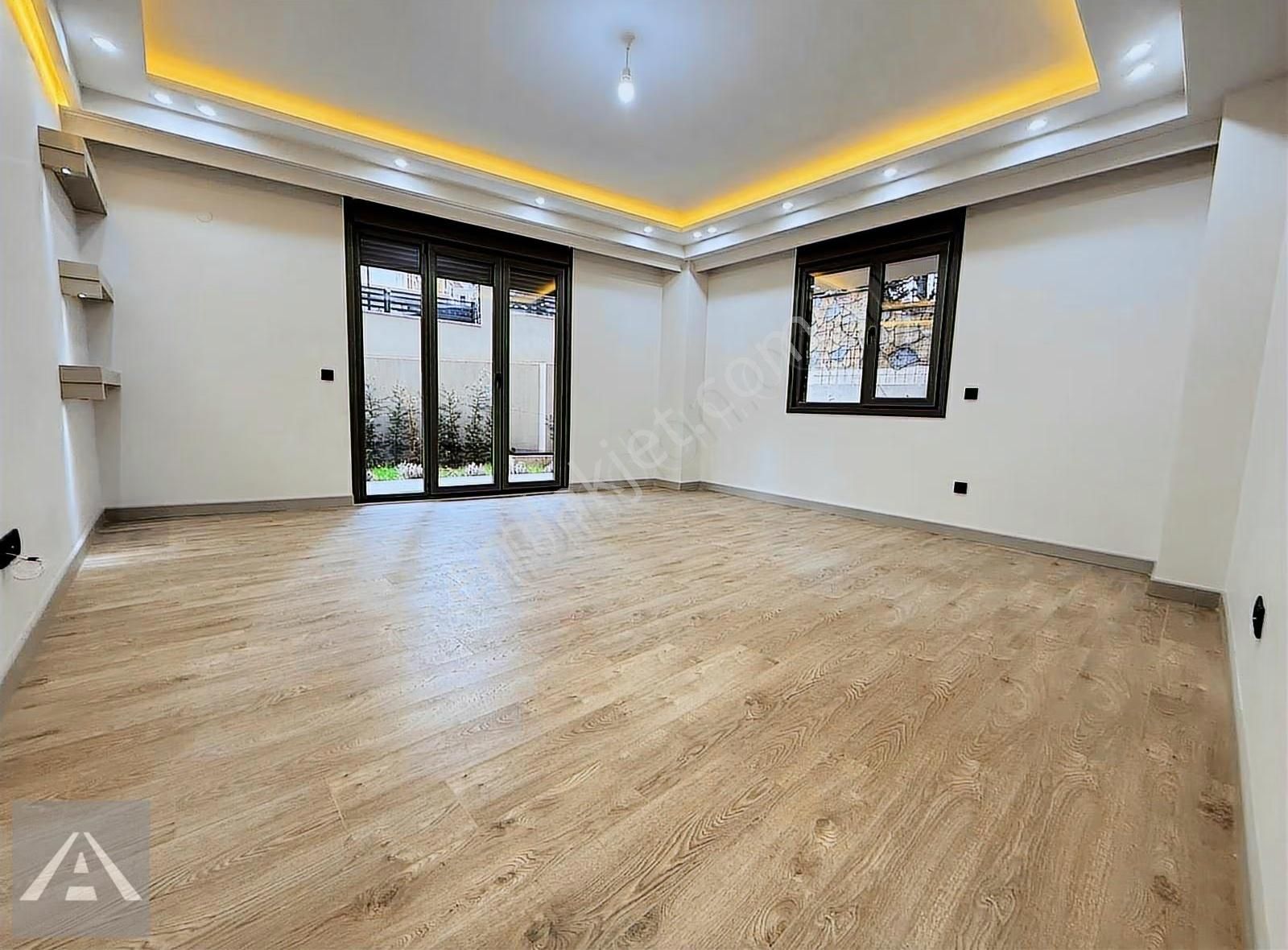 Arterden Büyüktur Yolunda Oturuma Hazır Ebeveyn Banyolu Lüks 3+1