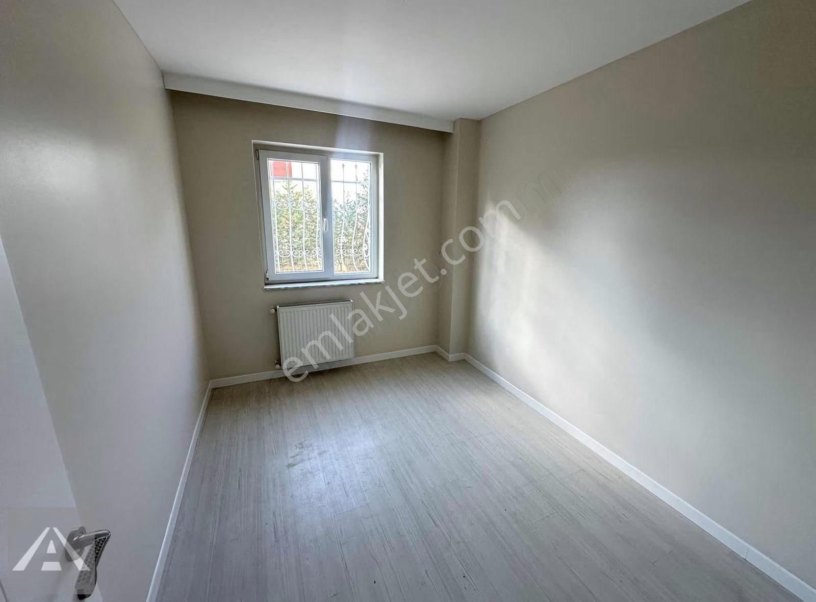 Maltepe Zümrütevler Çamlık Da Ulaşıma Yakın 2.5+1 !!! - Görsel 5