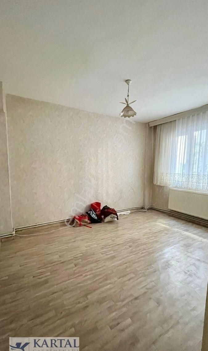 Kartaltepe’de Kiralık 2+1 Kısmi Eşyalı Daire - Görsel 2